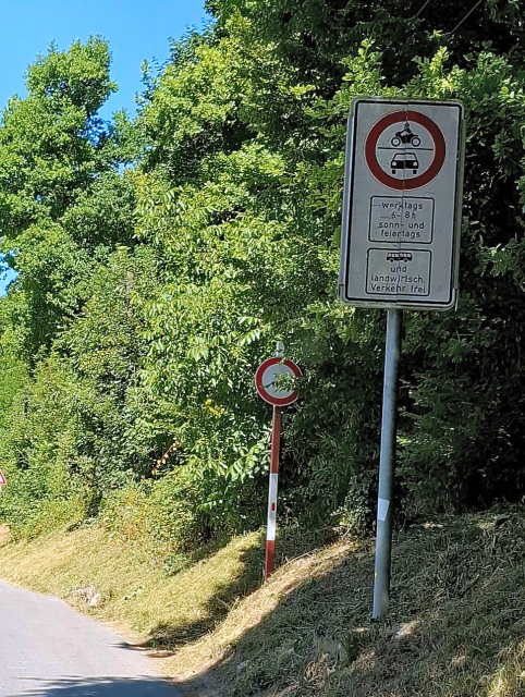 Mhlhausen Richtung Zazenhausen